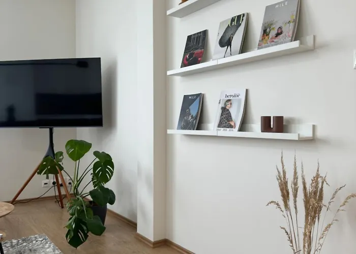 96m2 Designer Apartment, Free Garage Parking