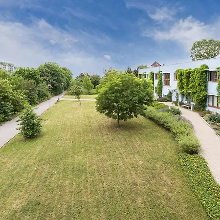 96m2 Designer Apartment, Free Garage Parking Lägenhet *