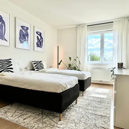 96m2 Designer Apartment, Free Garage Parking * 布拉格