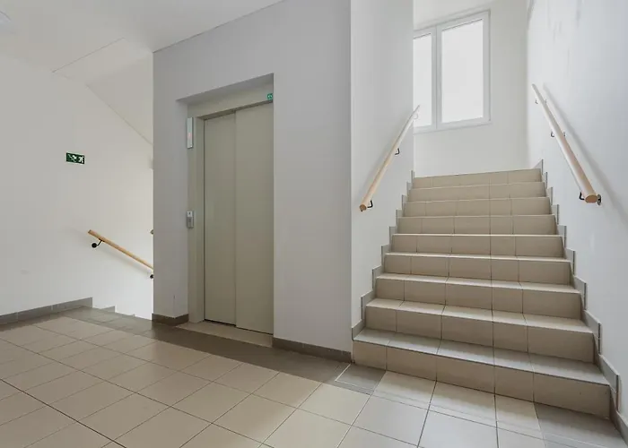 96m2 Designer Apartment, Free Garage Parking