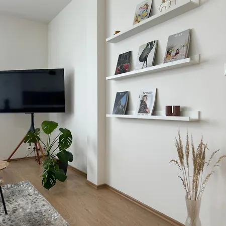 96m2 Designer Apartment, Free Garage Parking