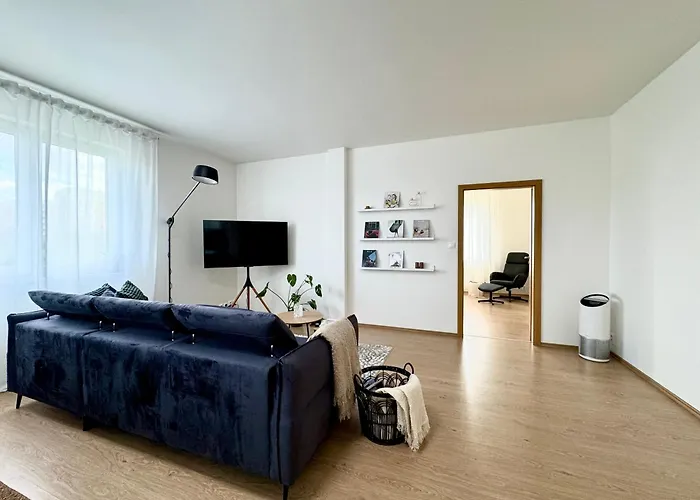 96m2 Designer Apartment, Free Garage Parking * Prag